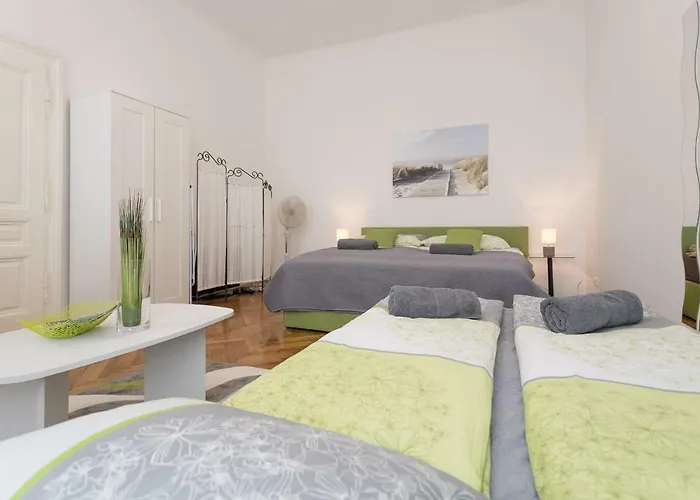 Belvedere Palace Heart Apartment *